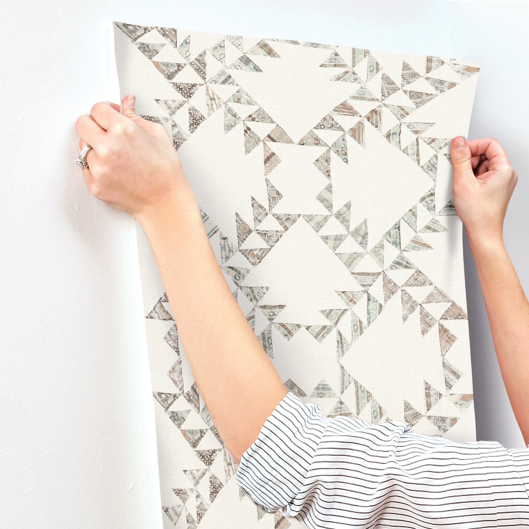 Scrap Quilt Wallpaper Wallpaper Cheseapeake   