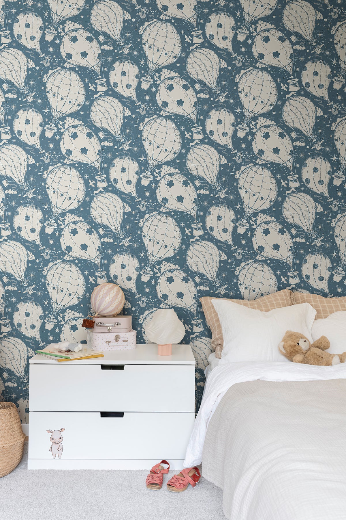 Ballongerna Wallpaper Wallpaper York Wallcoverings
