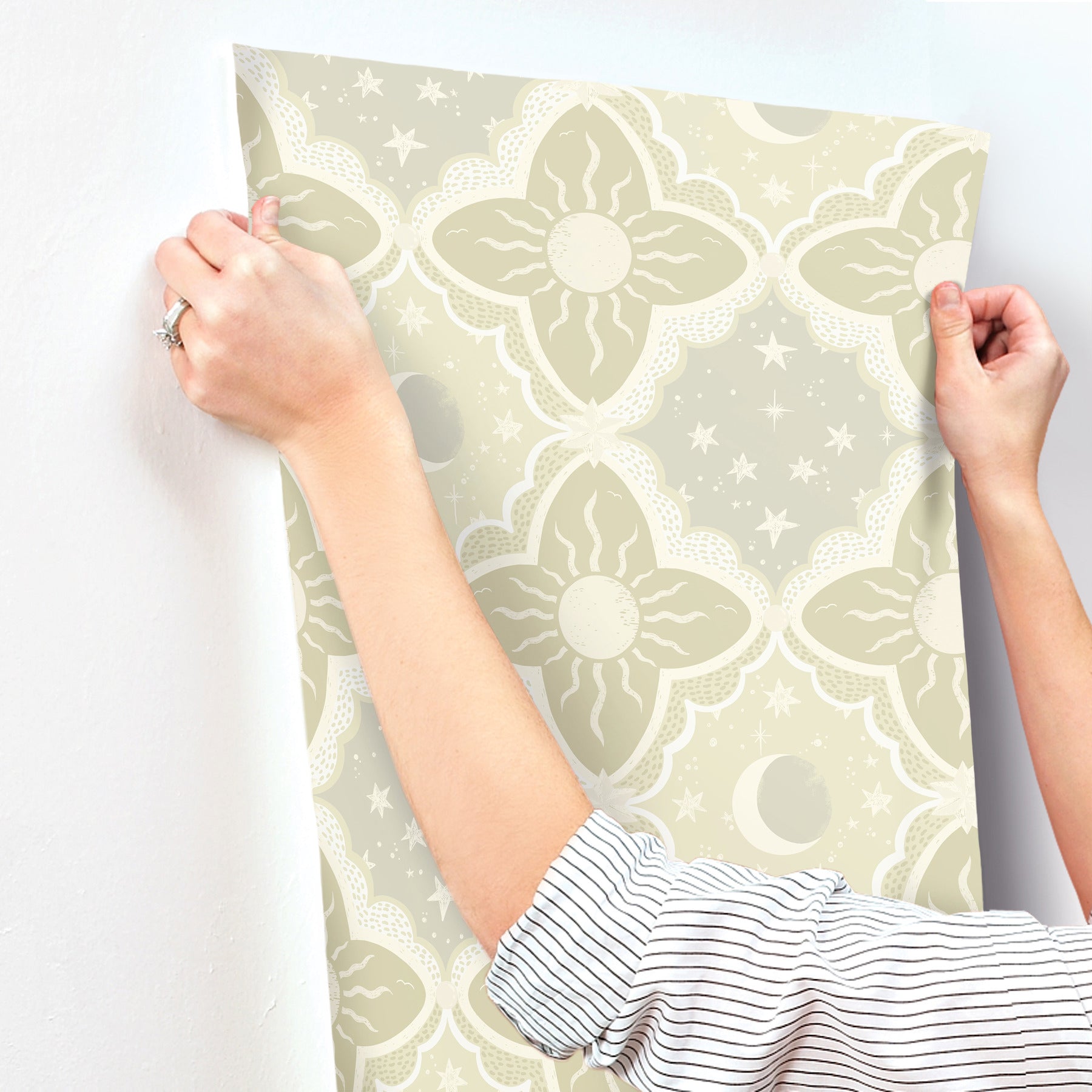 Sol & Måne Wallpaper Wallpaper York Wallcoverings
