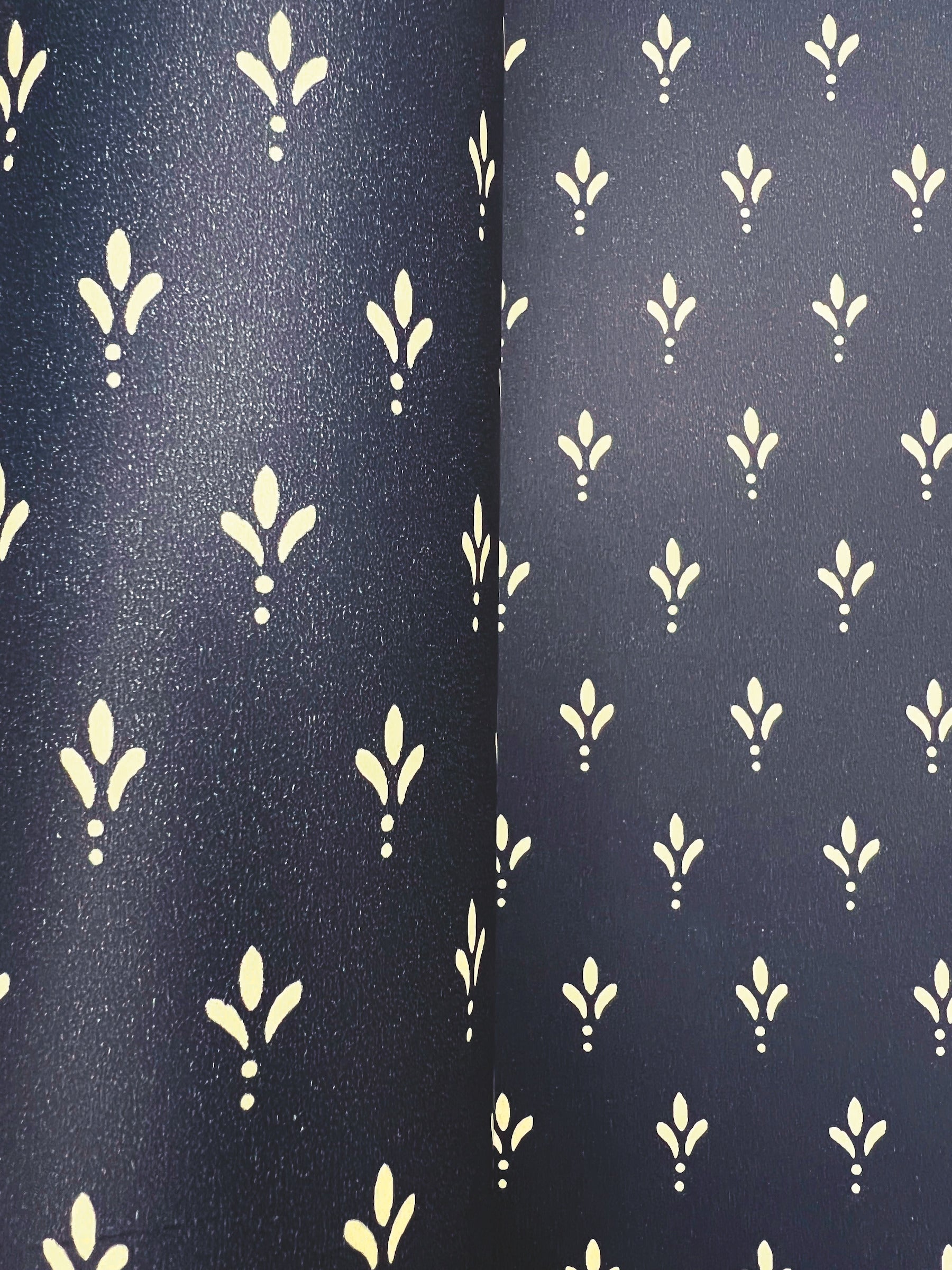 Charm Wallpaper Wallpaper York   
