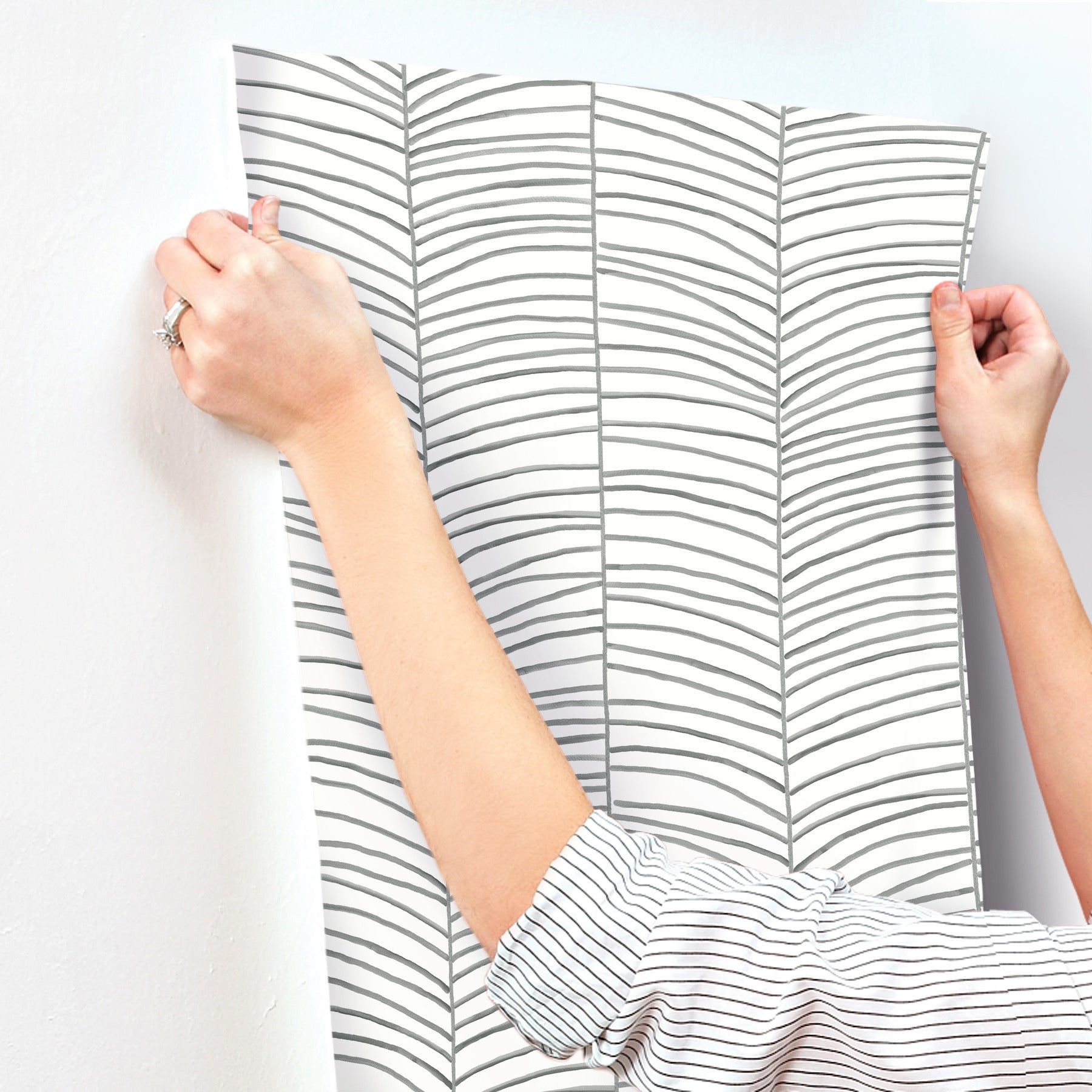 Cascade Palm Chevron Wallpaper York Wallcoverings   