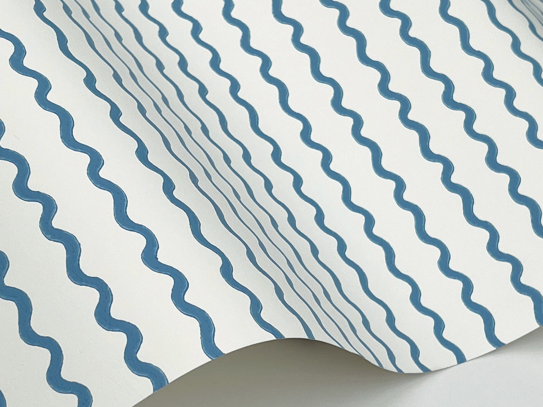 York Rifle Paper Co Peacock Whimsical Wallpaper | RI5171 – D