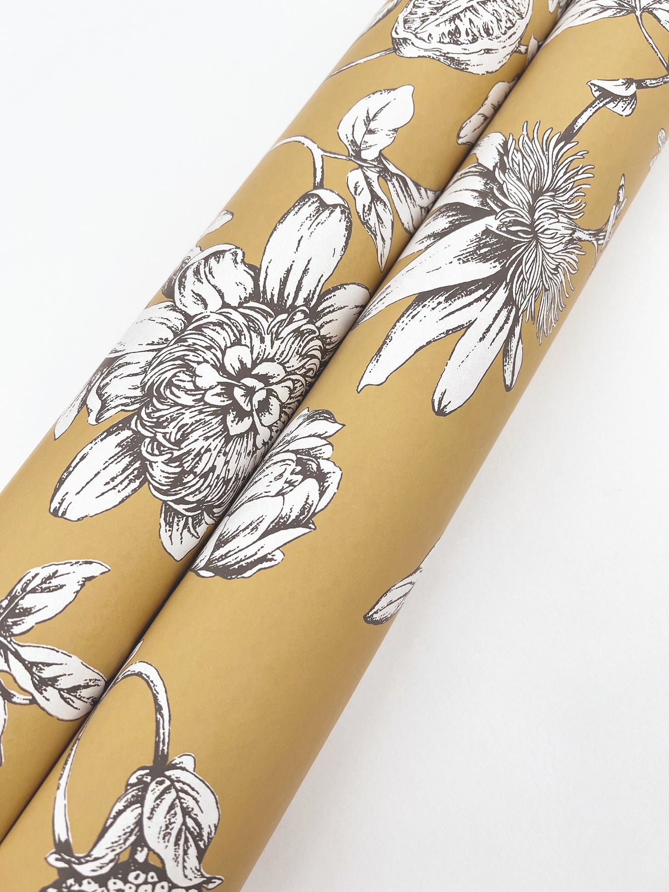 Passion Flower Toile Wallpaper Wallpaper York Wallcoverings   