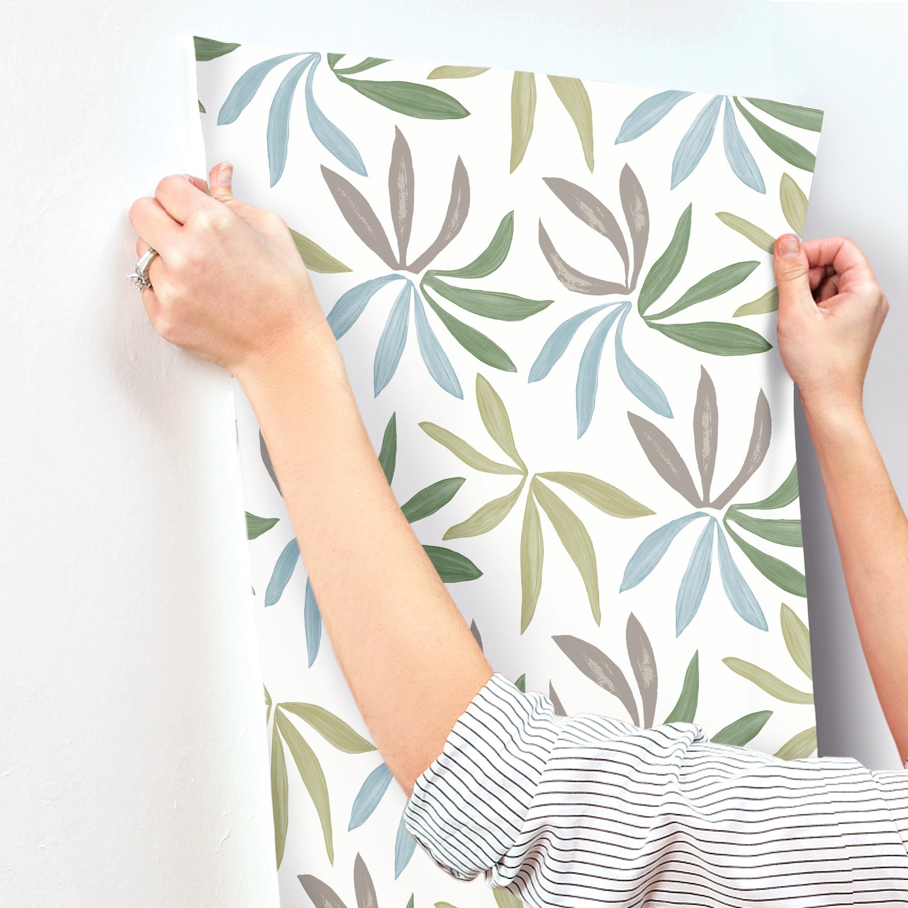 Little Garden Wallpaper Wallpaper York Wallcoverings