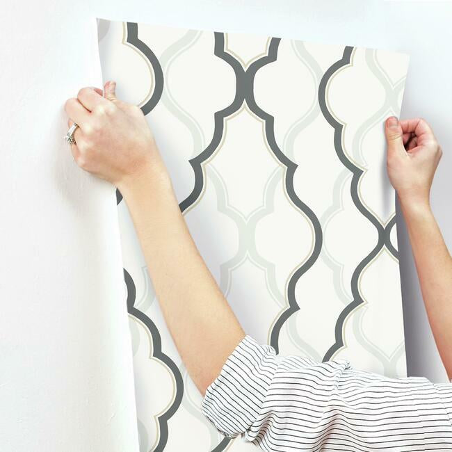 Double Damask Wallpaper Wallpaper Candice Olson   