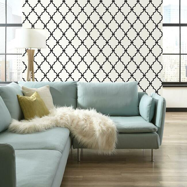 Modern Trellis Sure Strip Wallpaper Wallpaper York   